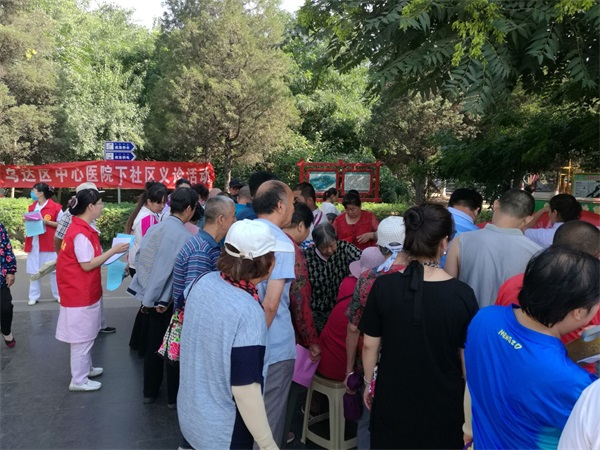 卫健系统党工委开展“医者初心”主题教育专项活动.jpg